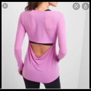 Gapfit Breathe open back top